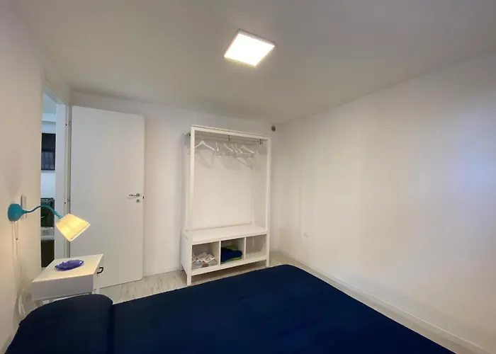 House * Tanaunella